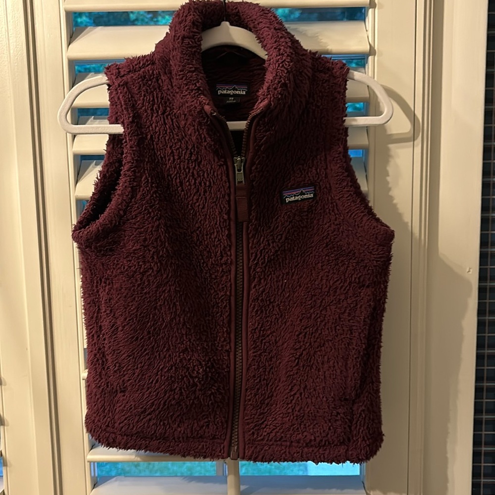 Girls Patagonia vest